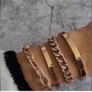 4pcs Gold Bracelet Set